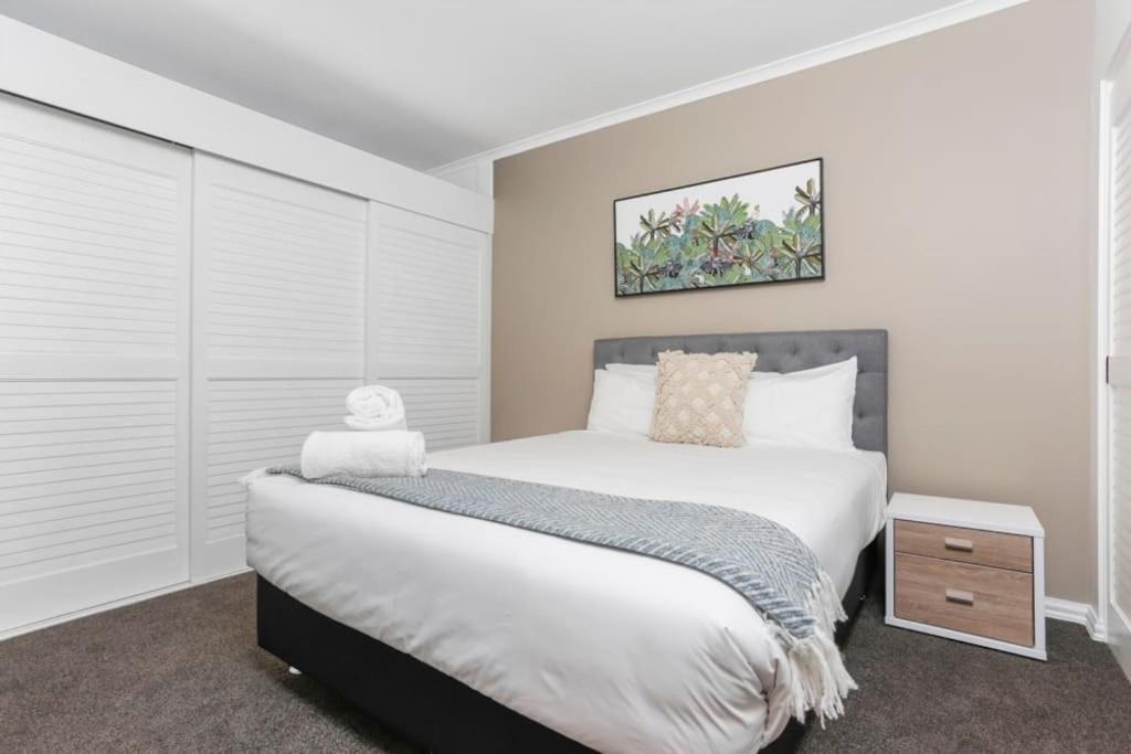 Newly Refurbished Waterfront Apartment! 3320 Auckland Kültér fotó
